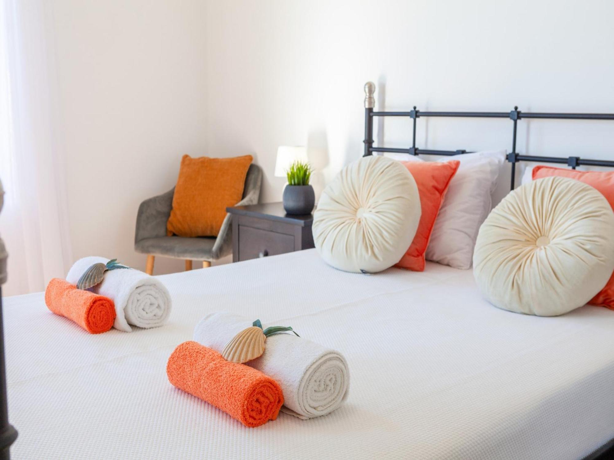 Holiday home Incredible Townhouse W Pool, Albufeira